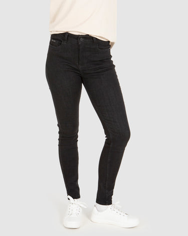 Eve Jeans