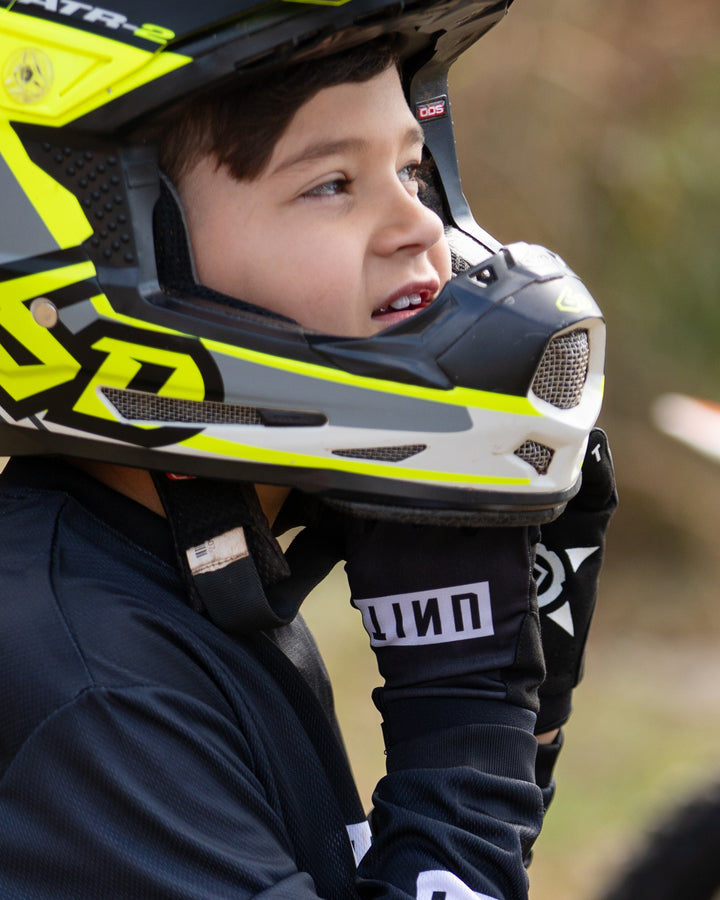 UNIT Stack Youth Gloves