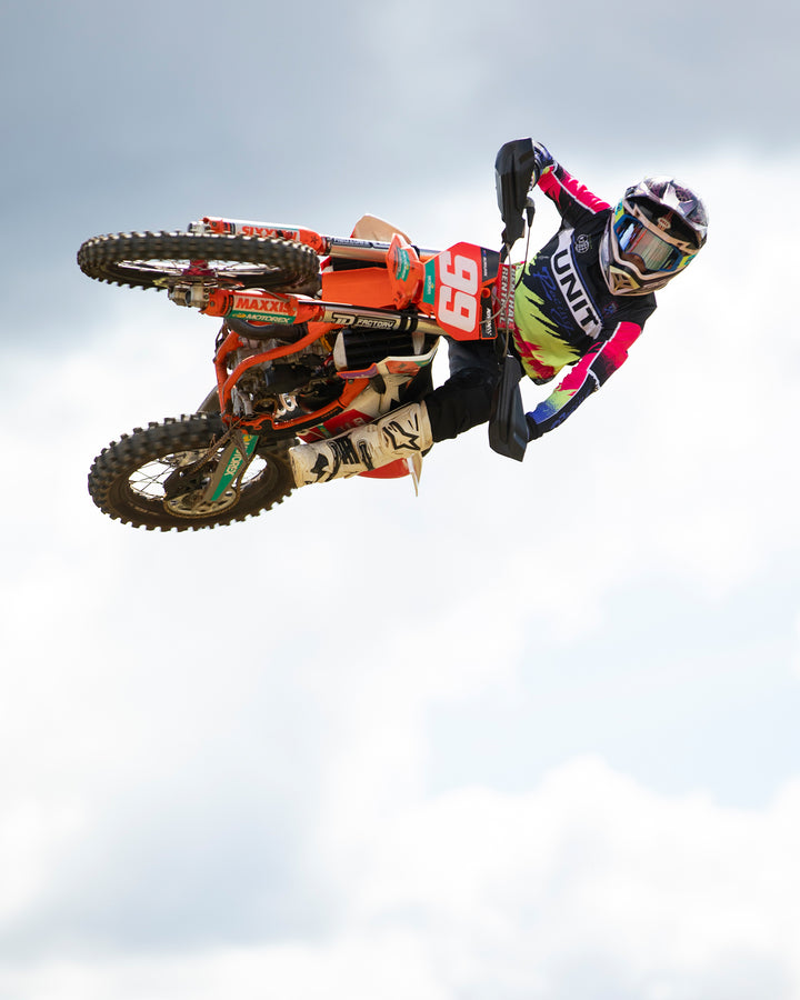 UNIT Electric Men's Riding Jersey