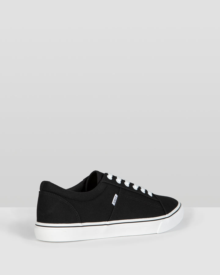 Estate Canvas Shoes Black White