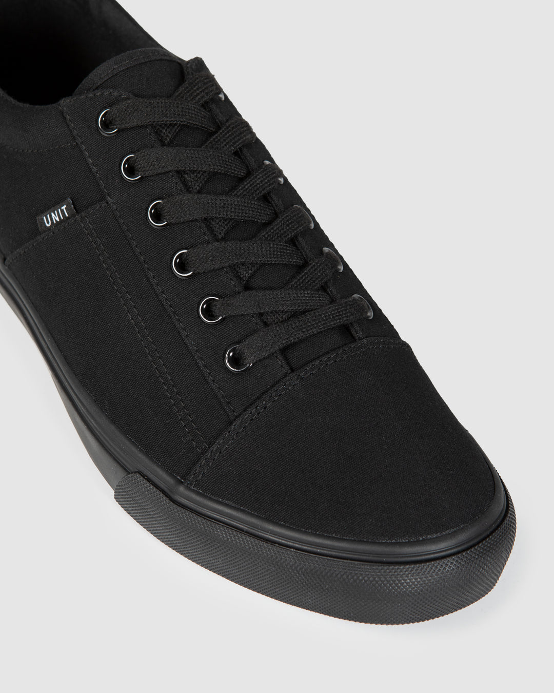 Estate Canvas Shoes Black