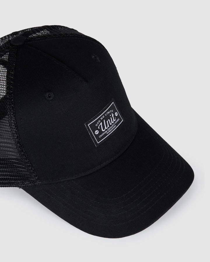 UNIT Regard Men's Curve Peak Trucker Cap