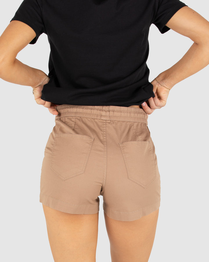 Women's Core Shorts khaki