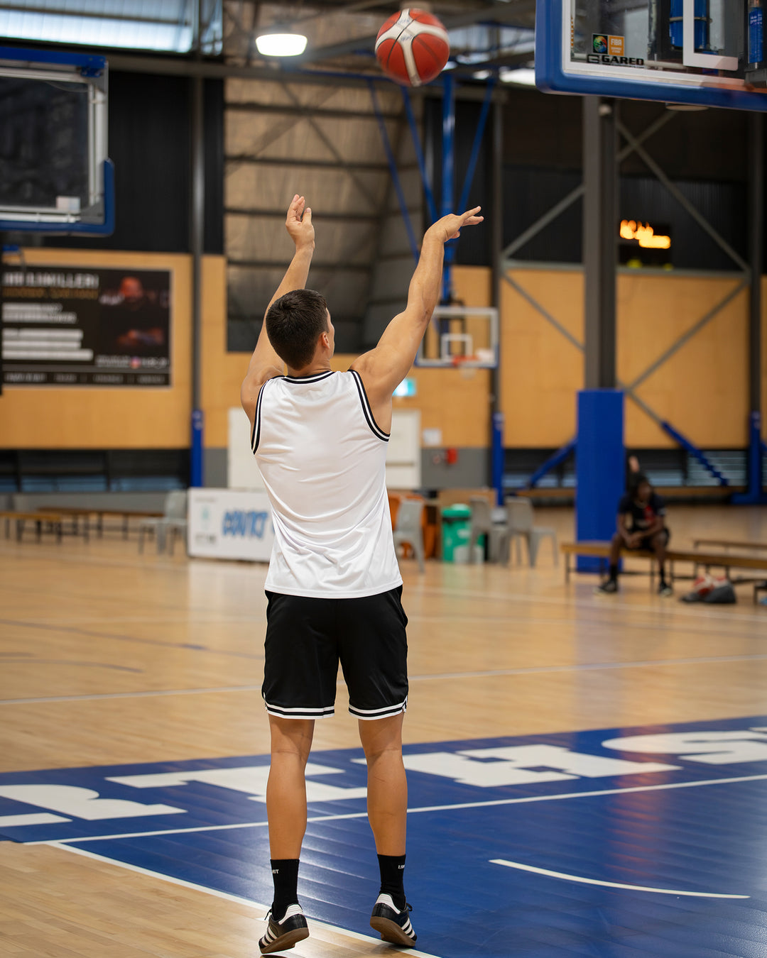 UNIT Breakers Men's Sports Tank