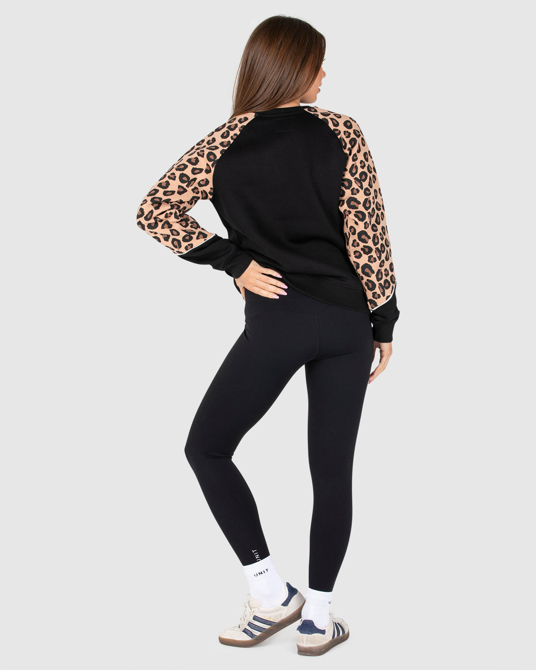 UNIT Hunter Ladies Crew Sweater