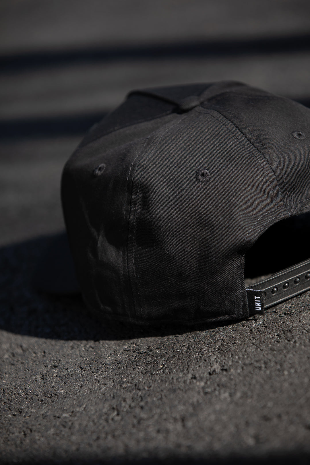 UNIT Mens Frontline Snapback Cap