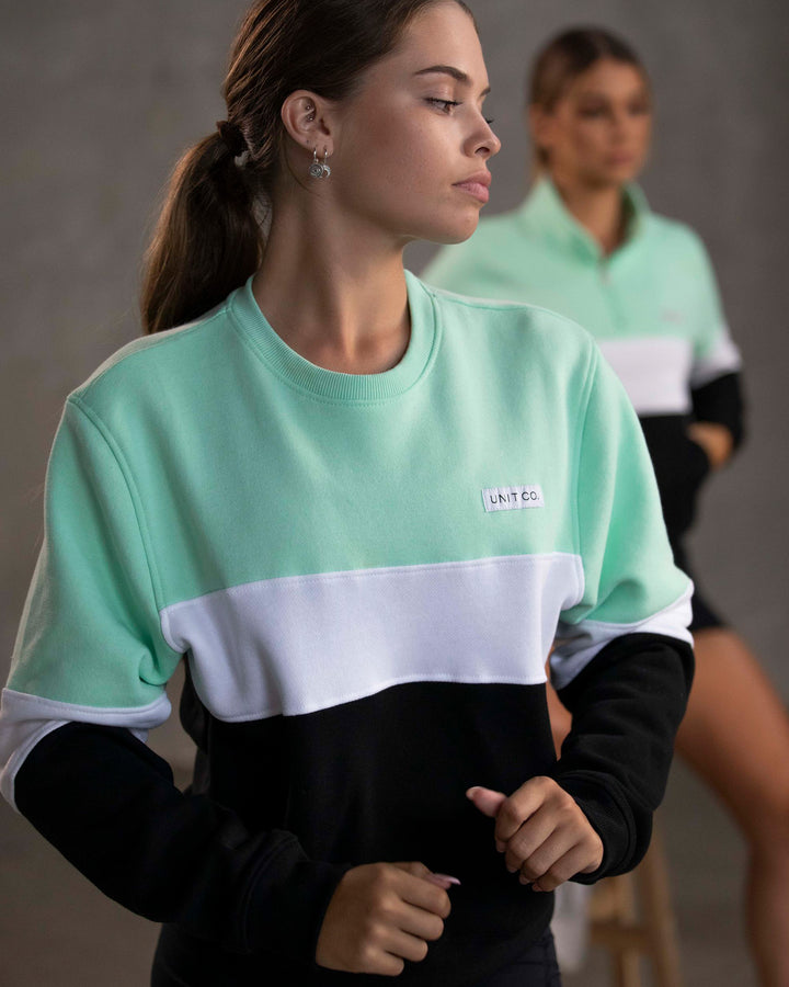 UNIT Coco Ladies Crew Sweater
