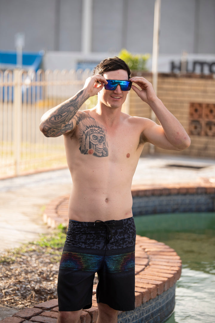 UNIT Sunglasses Command -  Black Blue Polarised