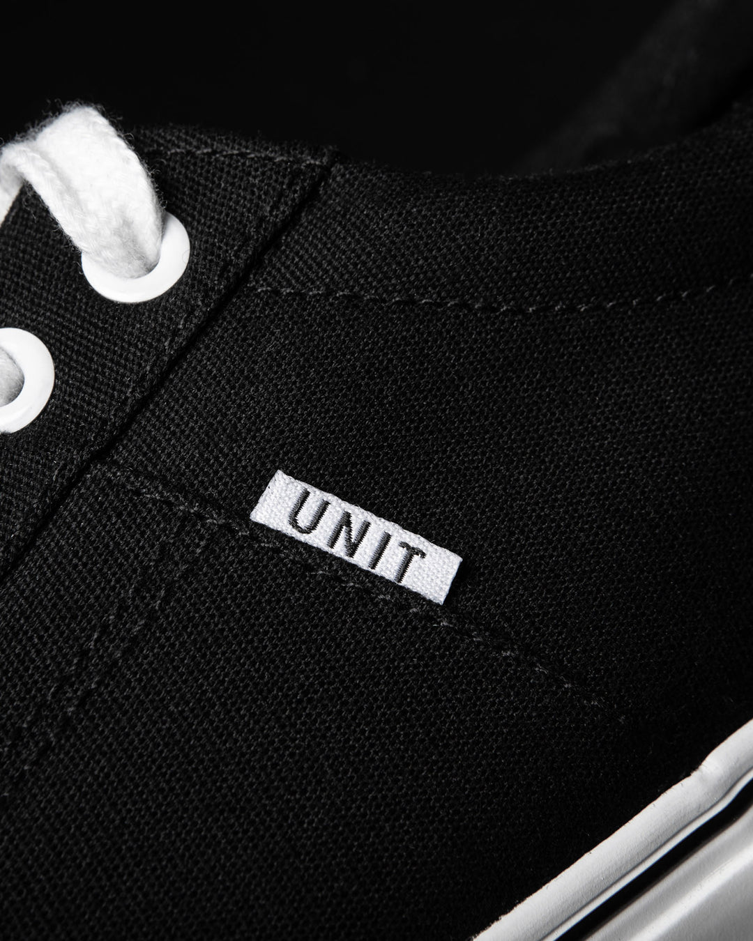 BLACK WHITE